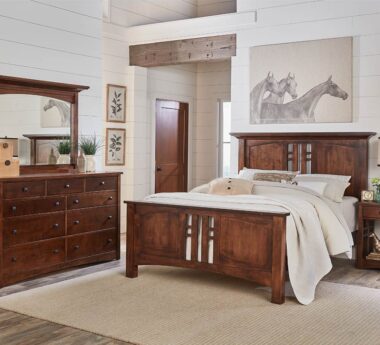 Kascade Amish Bedroom Set