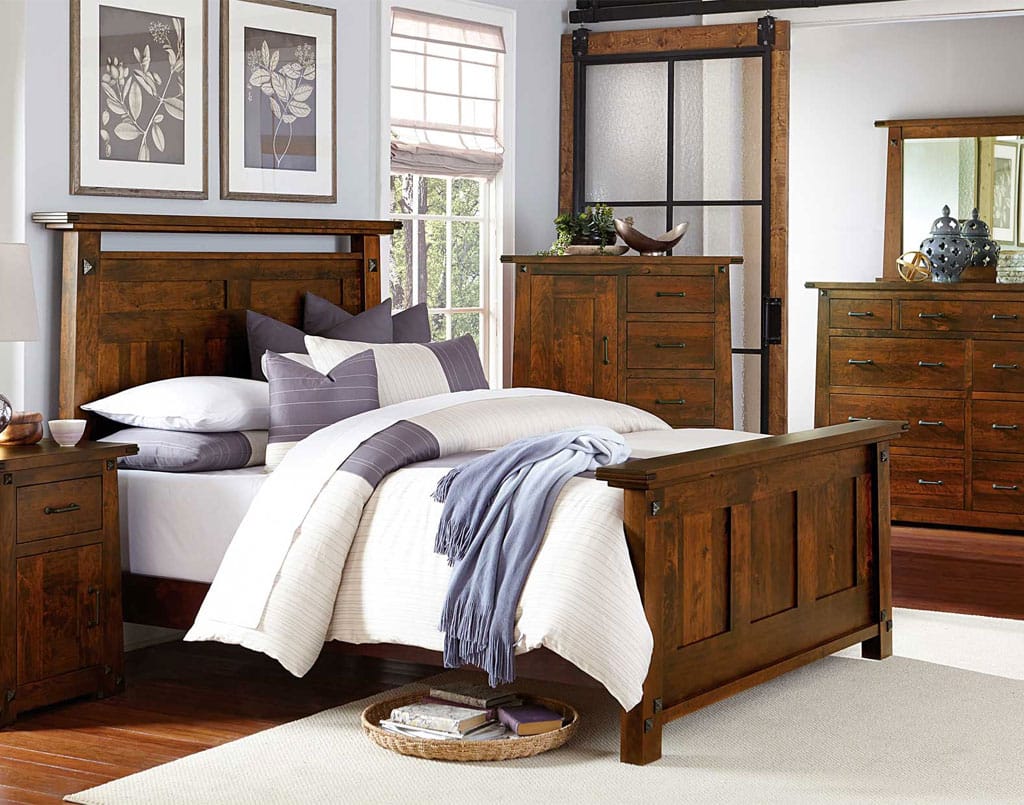 Encada Amish Bedroom Set